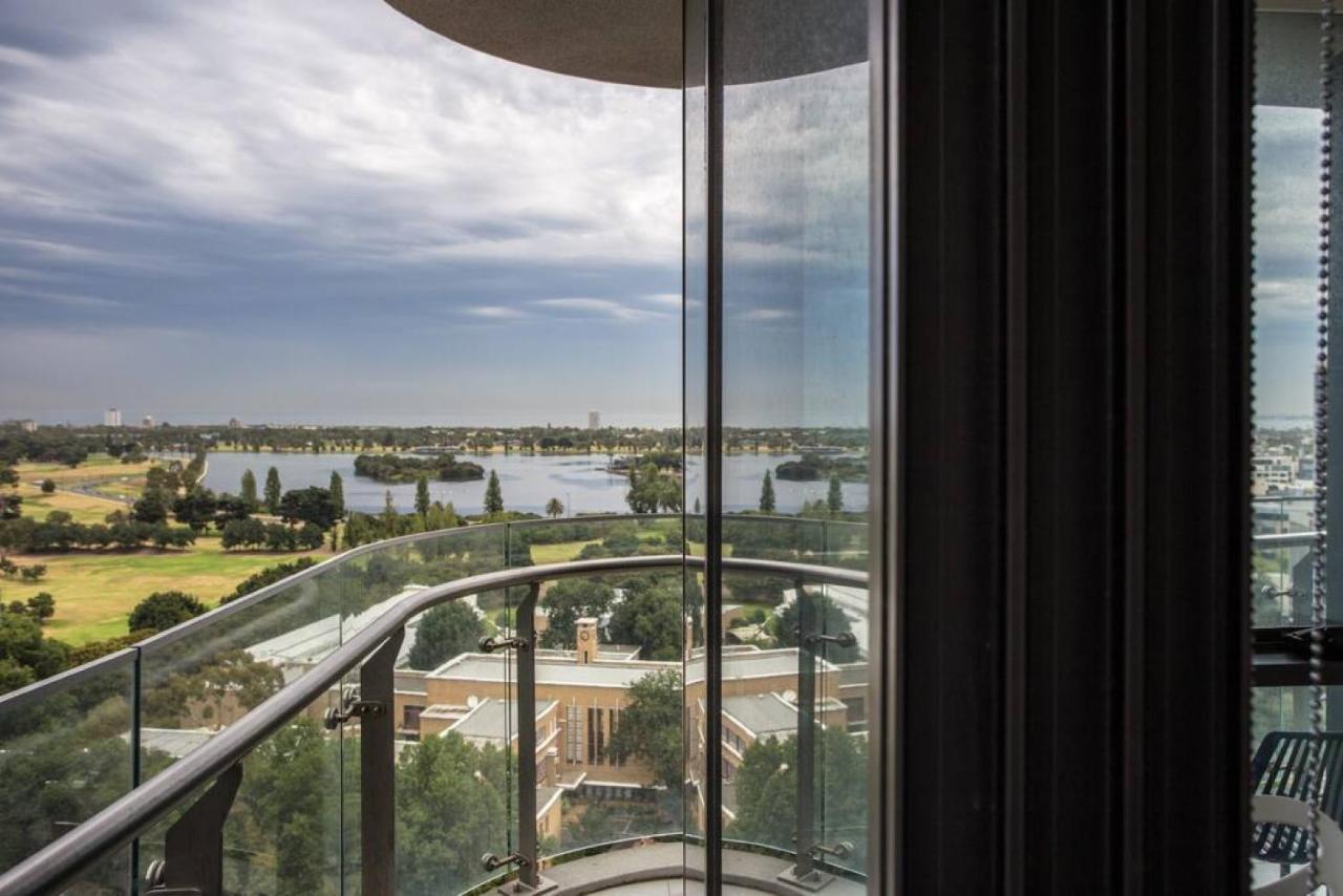 Readyset Apartments At Emerald ملبورن المظهر الخارجي الصورة
